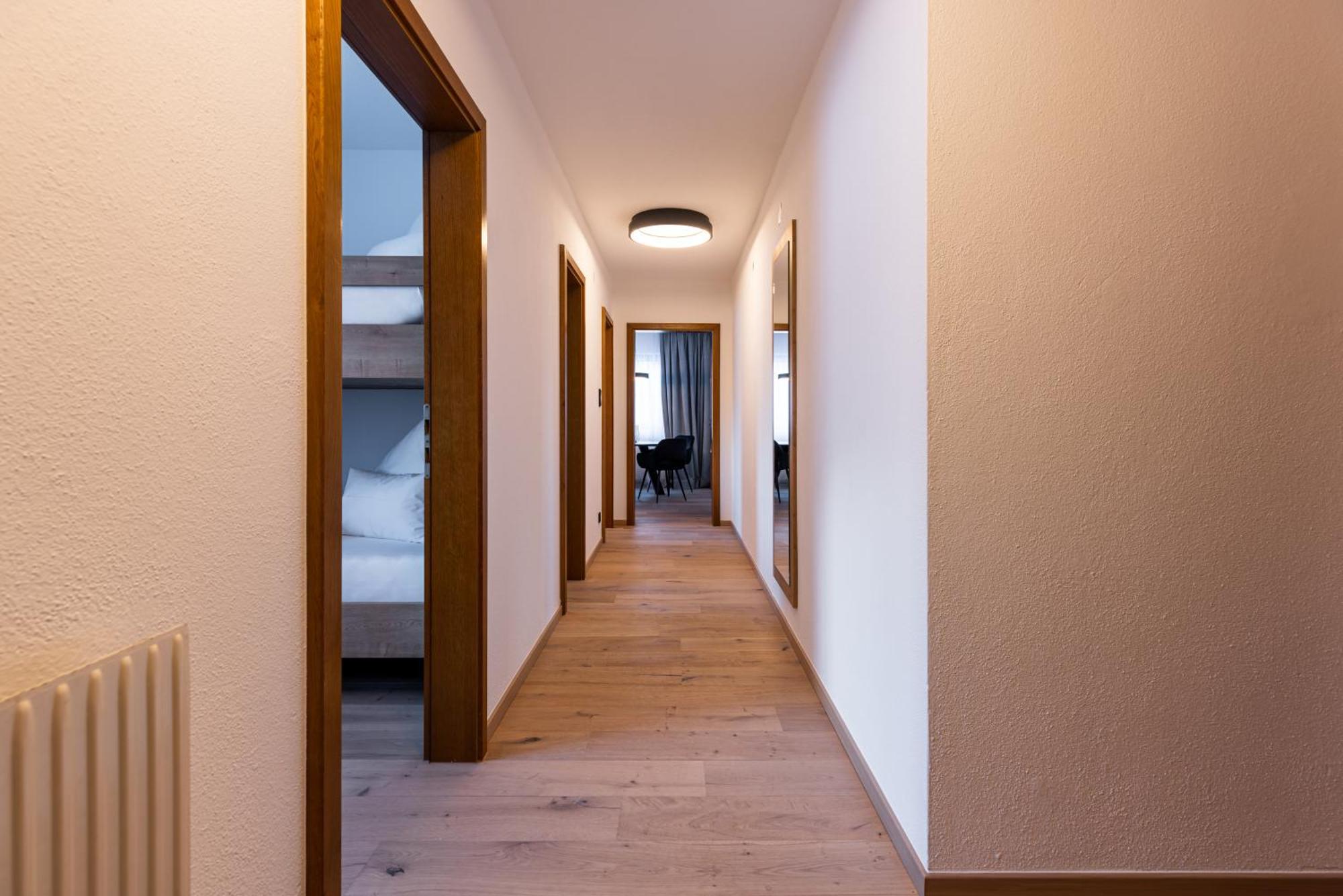 Landhaus Hüttl St. Anton am Arlberg Exterior foto